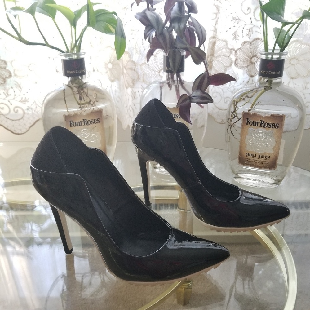 Black and White Lucine Heels Size 9